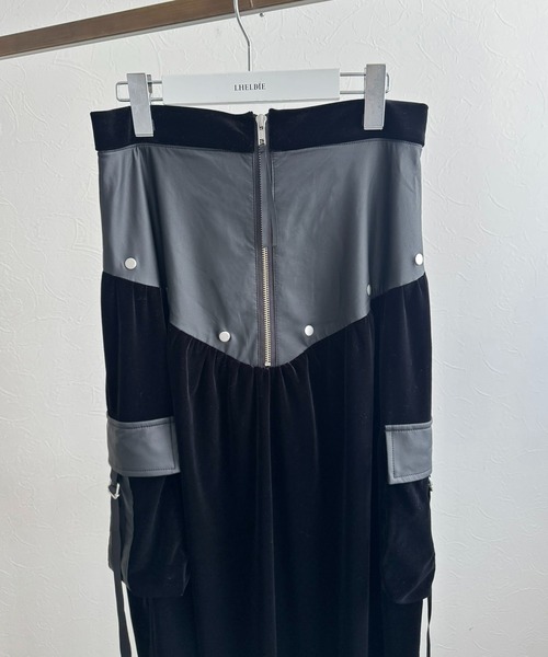 LHELBIE（レルビエ）の「ベロア×合皮ワークスカート（スカート・レディース・ブラウン/ブラック・M）」の15枚目の写真