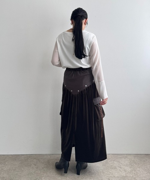 LHELBIE（レルビエ）の「ベロア×合皮ワークスカート（スカート・レディース・ブラウン/ブラック・M）」の18枚目の写真