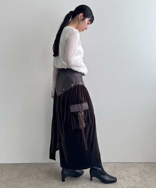 LHELBIE（レルビエ）の「ベロア×合皮ワークスカート（スカート・レディース・ブラウン/ブラック・M）」の20枚目の写真