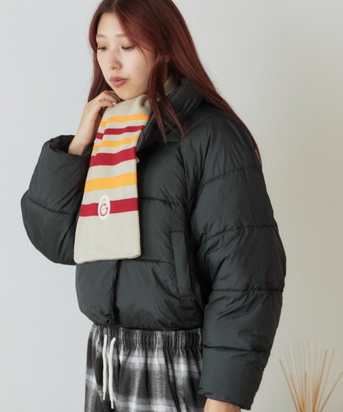 ROOPTOKYO（ループトウキョウ）の「Galatasaray Acrylic Football Scarf ガラタサライSK ジャガード フットボールマフラー（マフラー・メンズ・ブラック/ベージュ・FREE）」の6枚目の写真