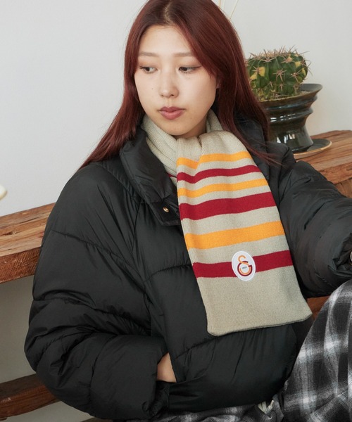 ROOPTOKYO（ループトウキョウ）の「Galatasaray Acrylic Football Scarf ガラタサライSK ジャガード フットボールマフラー（マフラー・メンズ・ブラック/ベージュ・FREE）」の7枚目の写真