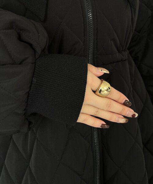 prose verse（プロズヴェール）の「ビッグカラーキルティングペプラムブルゾン（ブルゾン・レディース・ブラック・MEDIUM/LARGE）」の4枚目の写真