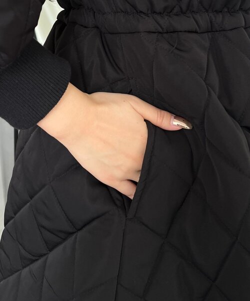 prose verse（プロズヴェール）の「ビッグカラーキルティングペプラムブルゾン（ブルゾン・レディース・ブラック・MEDIUM/LARGE）」の5枚目の写真