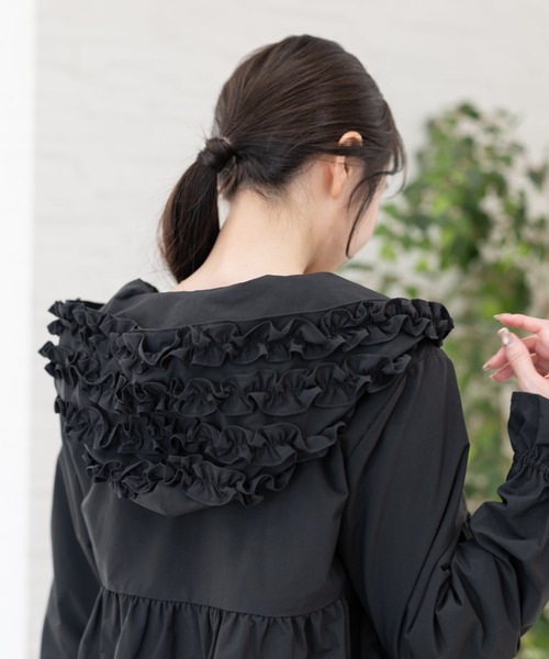 his22様ご予約品 ネージュ新品　シャカシャカパーカー セール】ティアードフレアシャカシャカパーカー（パーカー）｜Neige