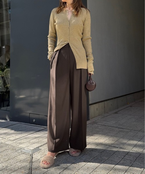 CURA CLOSET(キュラ クローゼット)の「【_____sui._____select】ダブルインタック 美脚スラックス(スラックス・レディース・ブラック/アイボリー系/グレー/バーガンディー/ブラウン・M/L)」の1枚目の写真