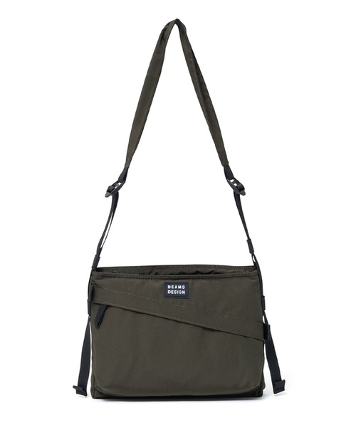 BEAMS DESIGN(ビームス デザイン)の「BEAMSDESIGN(ビームスデザイン)Diagonal サコッシュバッグ(ショルダーバッグ・メンズ・ブラック/カーキ/オリーブ/ネイビー・FREE)」の4枚目の写真