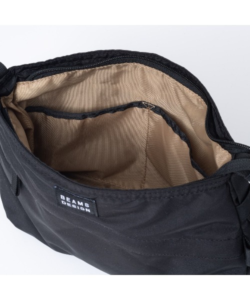 BEAMS DESIGN(ビームス デザイン)の「BEAMSDESIGN(ビームスデザイン)Diagonal サコッシュバッグ(ショルダーバッグ・メンズ・ブラック/カーキ/オリーブ/ネイビー・FREE)」の8枚目の写真
