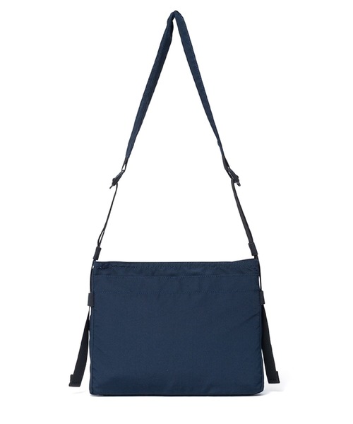 BEAMS DESIGN(ビームス デザイン)の「BEAMSDESIGN(ビームスデザイン)Diagonal サコッシュバッグ(ショルダーバッグ・メンズ・ブラック/カーキ/オリーブ/ネイビー・FREE)」の12枚目の写真