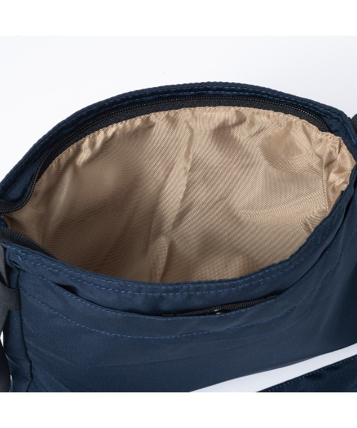 BEAMS DESIGN(ビームス デザイン)の「BEAMSDESIGN(ビームスデザイン)Diagonal サコッシュバッグ(ショルダーバッグ・メンズ・ブラック/カーキ/オリーブ/ネイビー・FREE)」の14枚目の写真