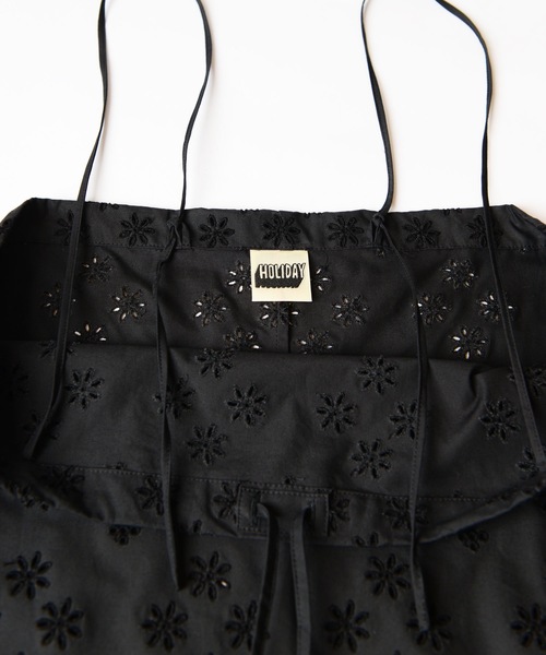 HOLIDAY（ホリデイ）の「LACE RUFFLE STRAP DRESS レースラッフルストラップドレス（ワンピース・レディース・ホワイト/ブラック・ONE SIZE）」の7枚目の写真