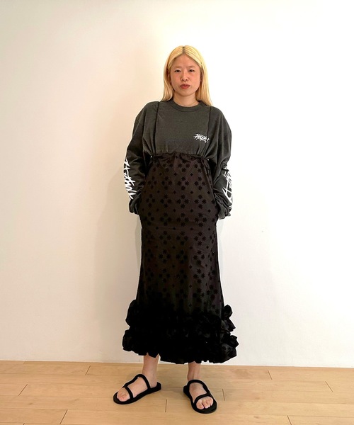 HOLIDAY（ホリデイ）の「LACE RUFFLE STRAP DRESS レースラッフルストラップドレス（ワンピース・レディース・ホワイト/ブラック・ONE SIZE）」の13枚目の写真