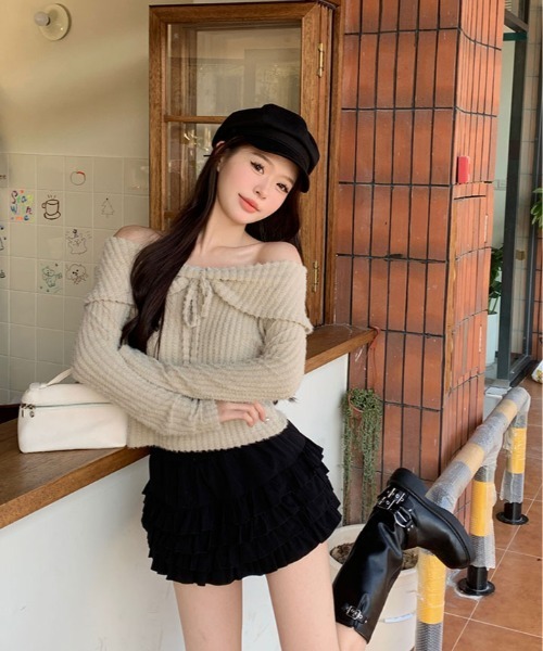kirakiraShop(キラキラショップ)の「オフショルダー リボン デザイン ニット(ニット/セーター・レディース・ベージュ/ホワイト・FREE)」の10枚目の写真