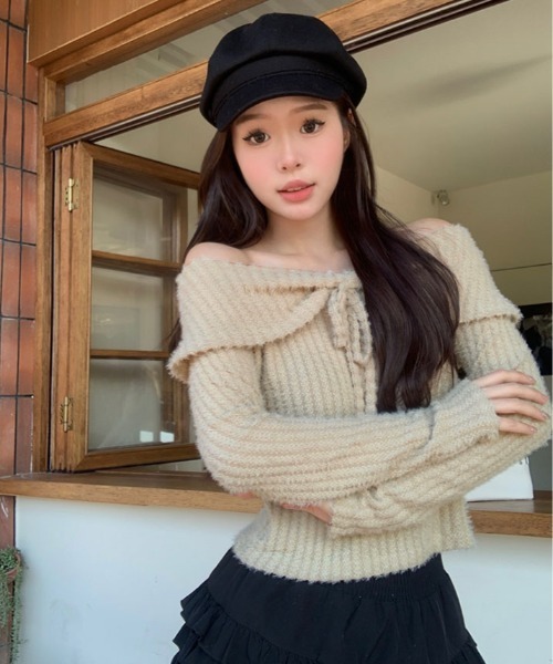 kirakiraShop(キラキラショップ)の「オフショルダー リボン デザイン ニット(ニット/セーター・レディース・ベージュ/ホワイト・FREE)」の12枚目の写真