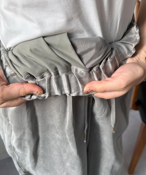 DouDou（ドゥドゥ）の「フィブリルワイドイージーパンツ（その他パンツ・レディース・ブラック/グレー/アイボリー・36/38）」の19枚目の写真