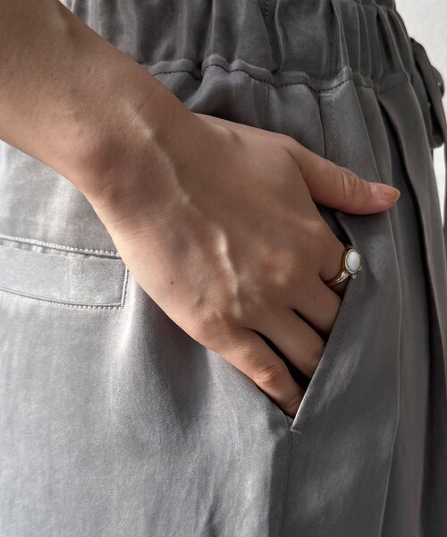 DouDou（ドゥドゥ）の「フィブリルワイドイージーパンツ（その他パンツ・レディース・ブラック/グレー/アイボリー・36/38）」の20枚目の写真