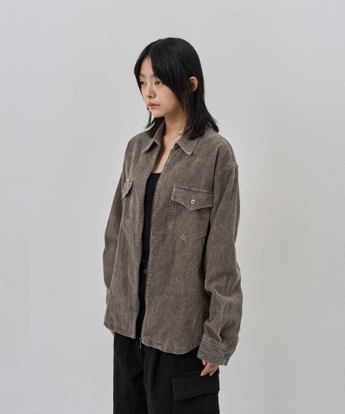 NUAKLE(ヌアクル)の「(w) ピグメントコードシャツ_ヴィンテージグレー(シャツ/ブラウス・レディース・その他・1/2)」の2枚目の写真
