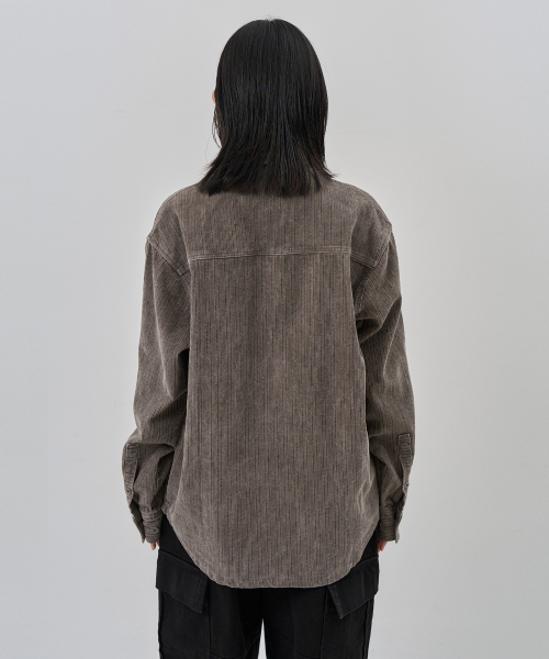 NUAKLE(ヌアクル)の「(w) ピグメントコードシャツ_ヴィンテージグレー(シャツ/ブラウス・レディース・その他・1/2)」の3枚目の写真