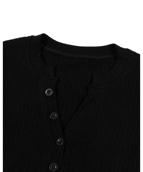 MOAA（モア）の「Henley Rib Knit Top (BLACK)（ニット/セーター・レディース・その他・SMALL/MEDIUM）」の4枚目の写真