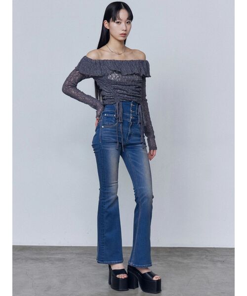 EMODA（エモダ）の「ドットラインハイウエストフレアパギンス（デニムパンツ・レディース・ライトブルー/ブルー・X-SMALL/SMALL/MEDIUM）」の9枚目の写真