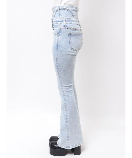 EMODA（エモダ）の「ドットラインハイウエストフレアパギンス（デニムパンツ・レディース・ライトブルー/ブルー・X-SMALL/SMALL/MEDIUM）」の14枚目の写真