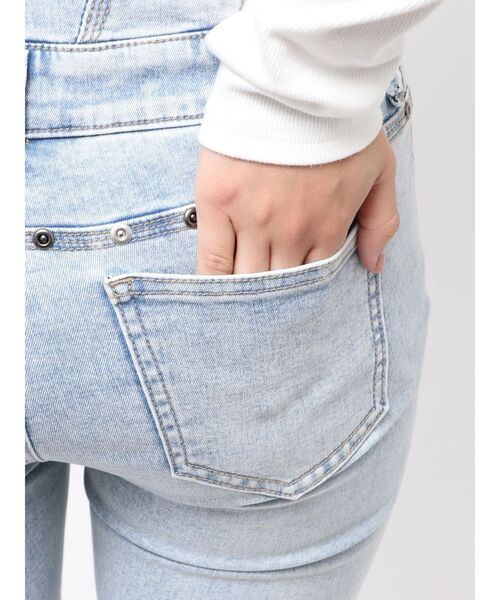 EMODA（エモダ）の「ドットラインハイウエストフレアパギンス（デニムパンツ・レディース・ライトブルー/ブルー・X-SMALL/SMALL/MEDIUM）」の17枚目の写真