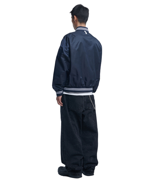 NOMANUAL(NOMANUAL)の「ARCH LOGO VARSITY JACKET - NAVY(スタジャン・レディース・その他・LARGE/SMALL/MEDIUM)」の4枚目の写真