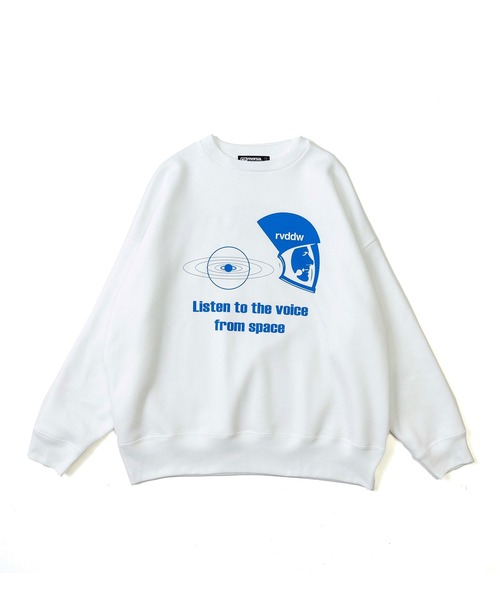 reversal.dogi.design.works(リバーサル・ドーギ・デザイン・ワークス)の「<reversal/リバーサル>FROM SPACE SWEAT CREW NECK(スウェット・メンズ・ホワイト/ブラック・MEDIUM/LARGE/X-LARGE)」の1枚目の写真