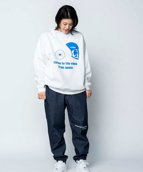 reversal.dogi.design.works(リバーサル・ドーギ・デザイン・ワークス)の「<reversal/リバーサル>FROM SPACE SWEAT CREW NECK(スウェット・メンズ・ホワイト/ブラック・MEDIUM/LARGE/X-LARGE)」の12枚目の写真