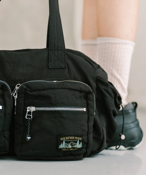 ROCKFISH WEATHERWEAR(ロックフィッシュウェザーウェア)の「NYLON BOWLING BAG(ハンドバッグ・レディース・ブラック/ピンクベージュ/チャコール/キャメル・FREE)」の6枚目の写真