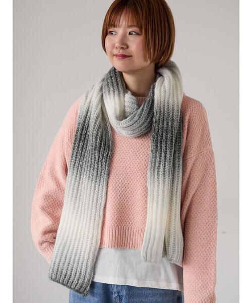 Lugnoncure（ルノンキュール）の「グラデーションマフラー（ストール/ショール・レディース・ブルー/ブラック・F）」の2枚目の写真