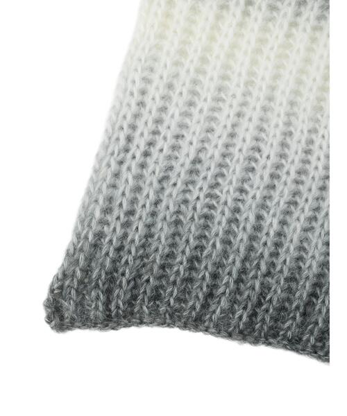 Lugnoncure（ルノンキュール）の「グラデーションマフラー（ストール/ショール・レディース・ブルー/ブラック・F）」の8枚目の写真