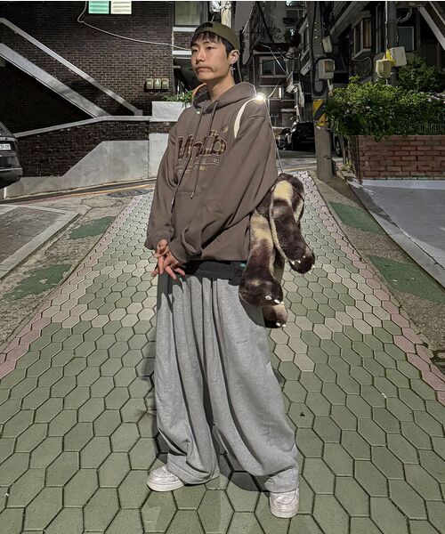 VENHIT（ベンヒット）の「MRT チェックアプリケ フードパーカー_モカムース（パーカー・レディース・アッシュブラウン・MEDIUM/LARGE/X-LARGE/2XL）」の6枚目の写真
