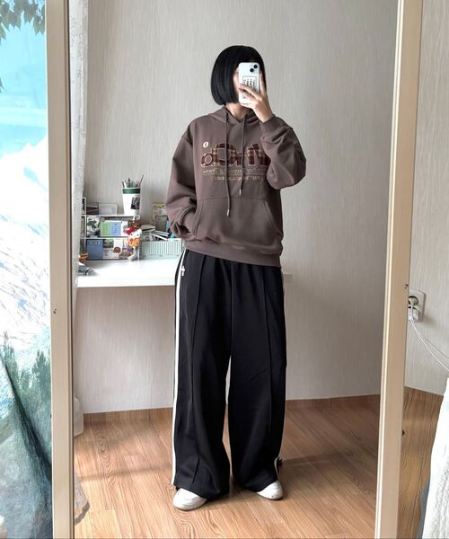 VENHIT（ベンヒット）の「MRT チェックアプリケ フードパーカー_モカムース（パーカー・レディース・アッシュブラウン・MEDIUM/LARGE/X-LARGE/2XL）」の16枚目の写真