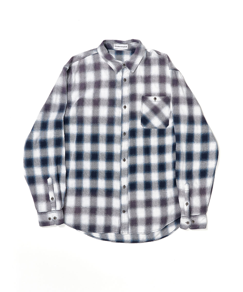 SCHISM INDUCING(スキズムインデューシング)の「VINTAGE CHECK SHIRT BLUE(シャツ/ブラウス・レディース・その他・MEDIUM/LARGE)」の2枚目の写真