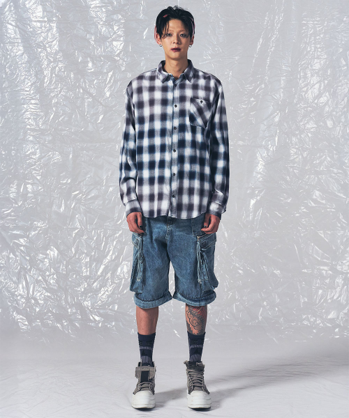 SCHISM INDUCING(スキズムインデューシング)の「VINTAGE CHECK SHIRT BLUE(シャツ/ブラウス・レディース・その他・MEDIUM/LARGE)」の16枚目の写真