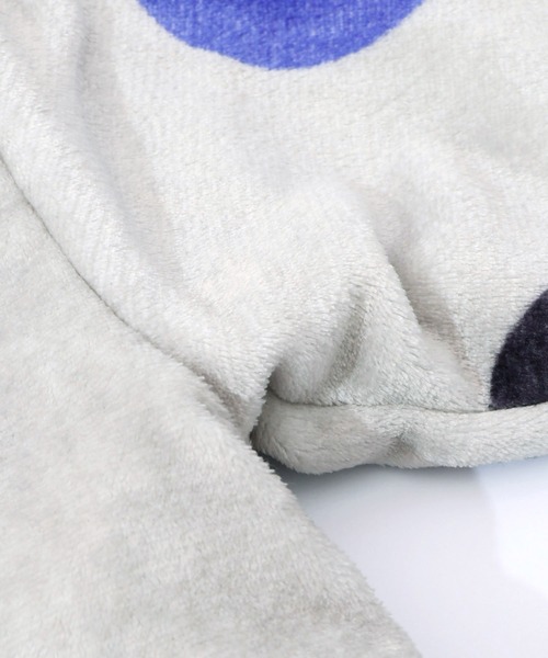 ScoLar(スカラー)の「153735:カラフルドット柄 双面フランネルブルゾン(ブルゾン・レディース・ブラック/グレー・M)」の16枚目の写真