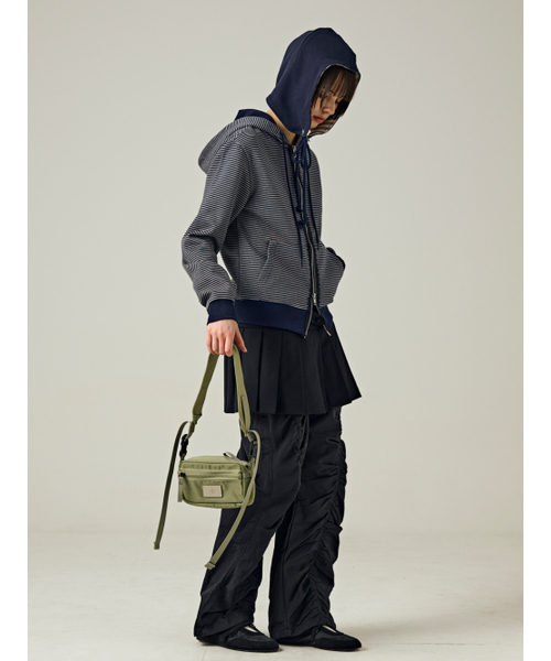 Salad bowls（サラダボール）の「SYMBOL NYLON SHAKOSH CROSS BAG [KHAKI]（メッセンジャーバッグ・レディース・カーキ・FREE）」の11枚目の写真