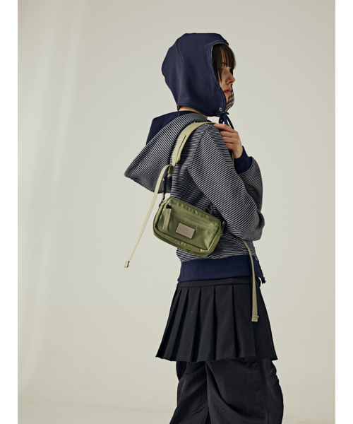 Salad bowls（サラダボール）の「SYMBOL NYLON SHAKOSH CROSS BAG [KHAKI]（メッセンジャーバッグ・レディース・カーキ・FREE）」の12枚目の写真