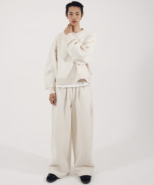 Chikashitsu +（チカシツプラス）の「【CS】2tuck sweat pants / 【シーエス】2タックスウェットパンツ（スウェットパンツ・メンズ・ブラック/アイボリー/グレー/ピンク・01/02）」の17枚目の写真