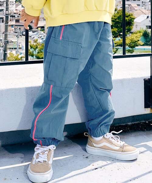 F.O.KIDS（エフオーキッズ）の「カラーカーゴパンツ_ジュニア対応（カーゴパンツ・キッズ・パープル/サックスブルー/ブラック/オレンジ/グリーン・110/100/90/140/130/120/80）」の3枚目の写真