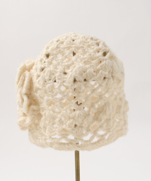 Three Four Time（ｽﾘｰﾌｫｰﾀｲﾑ）の「花モチーフ編みキャップ（ニットキャップ/ビーニー・レディース・アイボリー/ブラウン・FREE）」の8枚目の写真