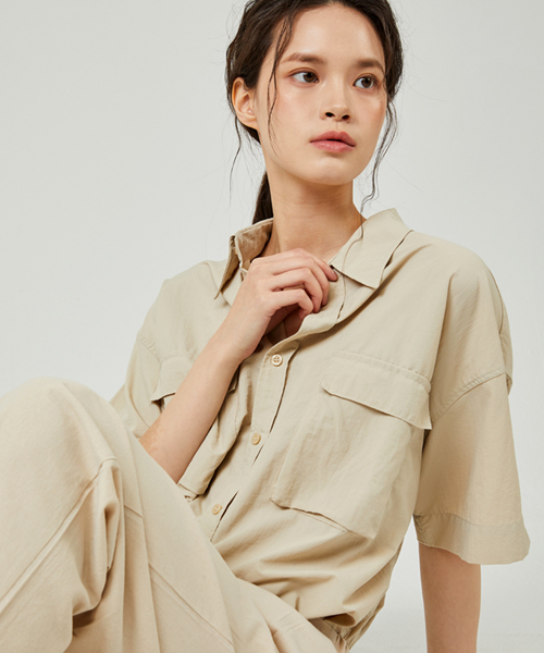 ease(イーズ)の「ユーティリティウィンド1/2シャツ_ベージュ_ユニセックス(シャツ/ブラウス・メンズ・その他・MEDIUM/LARGE)」の2枚目の写真