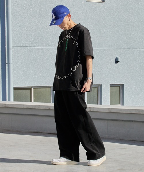 PLEASURES(プレジャー)の「PLEASURES/プレジャーズ ブランドロゴ コットンクルーネックTシャツ 2026年春夏(Tシャツ/カットソー・メンズ・ブラック・L/XL)」の11枚目の写真