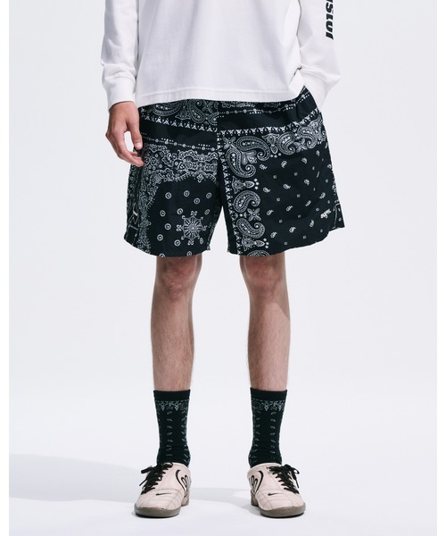 F.C.Real Bristol（エフシーレアルブリストル）の「BANDANA SOCKS（ソックス/靴下・メンズ・ネイビー/レッド/ブラック・LARGE/MEDIUM）」の5枚目の写真