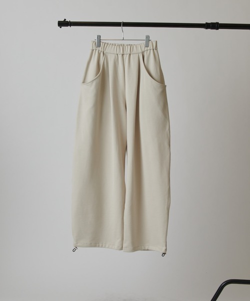 Lui's（ルイス）の「ルーズフィットスウェットワイドカーブパンツ（スウェットパンツ・メンズ・アイボリー/ブラック・S/M）」の16枚目の写真