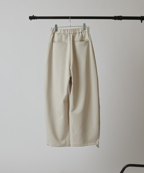 Lui's（ルイス）の「ルーズフィットスウェットワイドカーブパンツ（スウェットパンツ・メンズ・アイボリー/ブラック・S/M）」の17枚目の写真