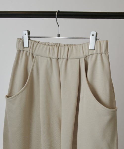 Lui's（ルイス）の「ルーズフィットスウェットワイドカーブパンツ（スウェットパンツ・メンズ・アイボリー/ブラック・S/M）」の18枚目の写真