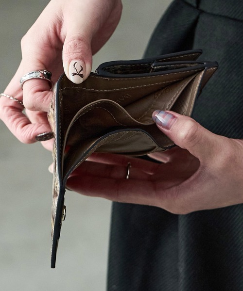 Fashion Letter（ファッションレター）の「ペイントレザーミニウォレット 二つ折り財布（財布・レディース・ブルー/ブラウン・FREE）」の7枚目の写真