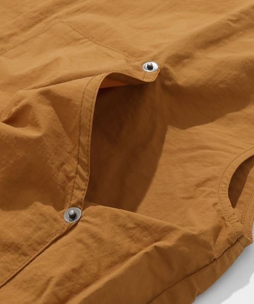 KRIFF MAYER Lady's Collection（クリフメイヤーレディースコレクション）の「撥水 ドロスト フードベスト / ミリタリーベスト / ナイロンベスト / 体型カバー / ライトアウター / セットアップ対応（ベスト・レディース・ブラック/ライトブラウン・LARGE/MEDIUM）」の10枚目の写真