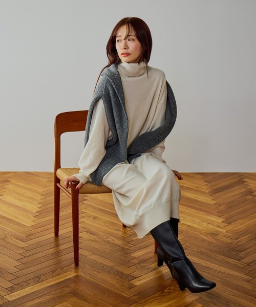 mysty woman（ミスティウーマン）の「コクーンニットワンピース 645243（ワンピース・レディース・アイボリー/ブラウン/ネイビー・FREE）」の12枚目の写真